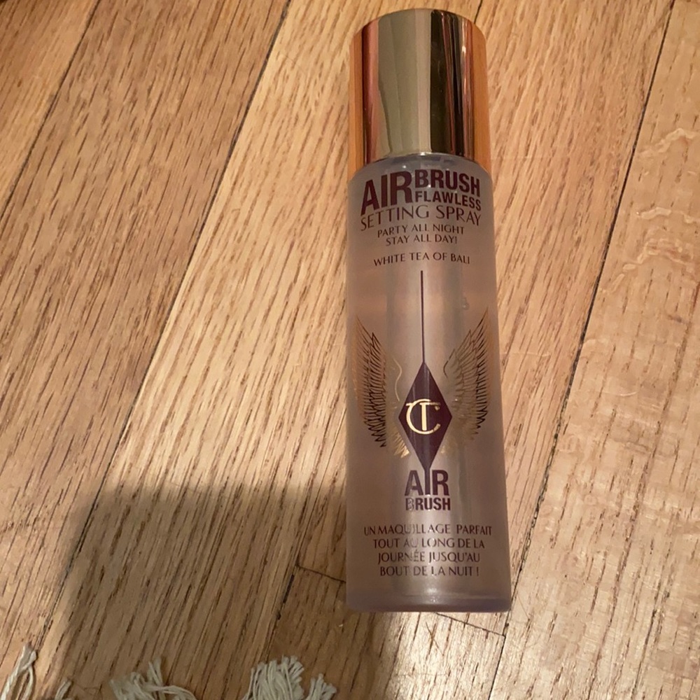 charlotte tilbury airbrush setting spray